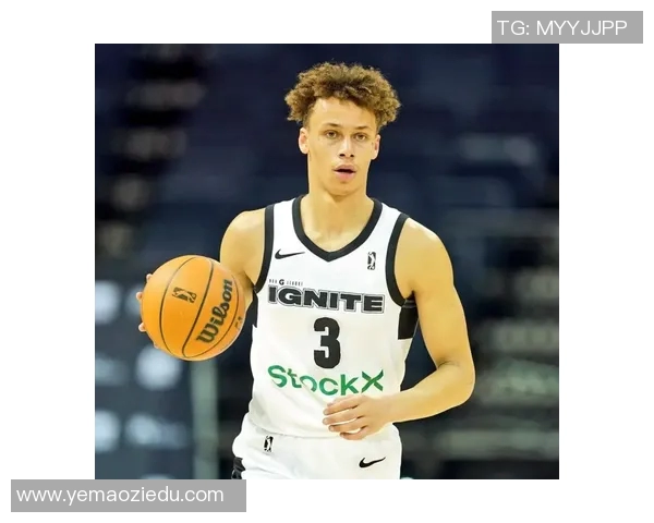 戴森丹尼尔斯的崛起之路：从新秀到篮球明星的蜕变与挑战